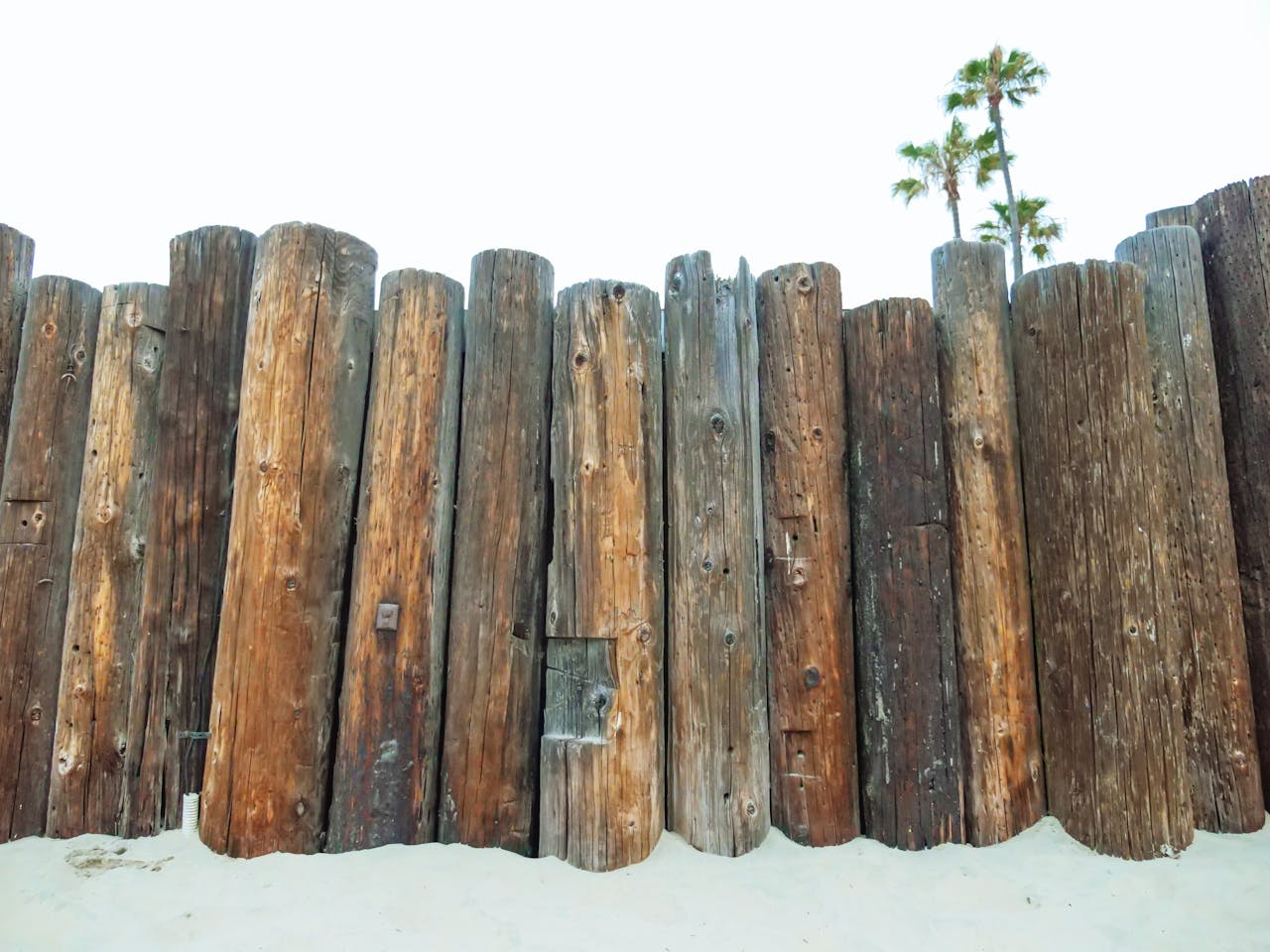 Installing Fences That Ignore Approved Height or Style
