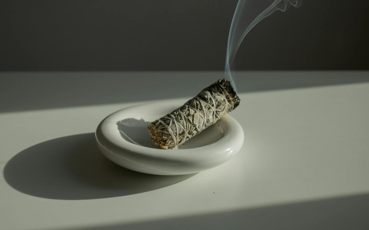 Saining Smoke And Ember Signs