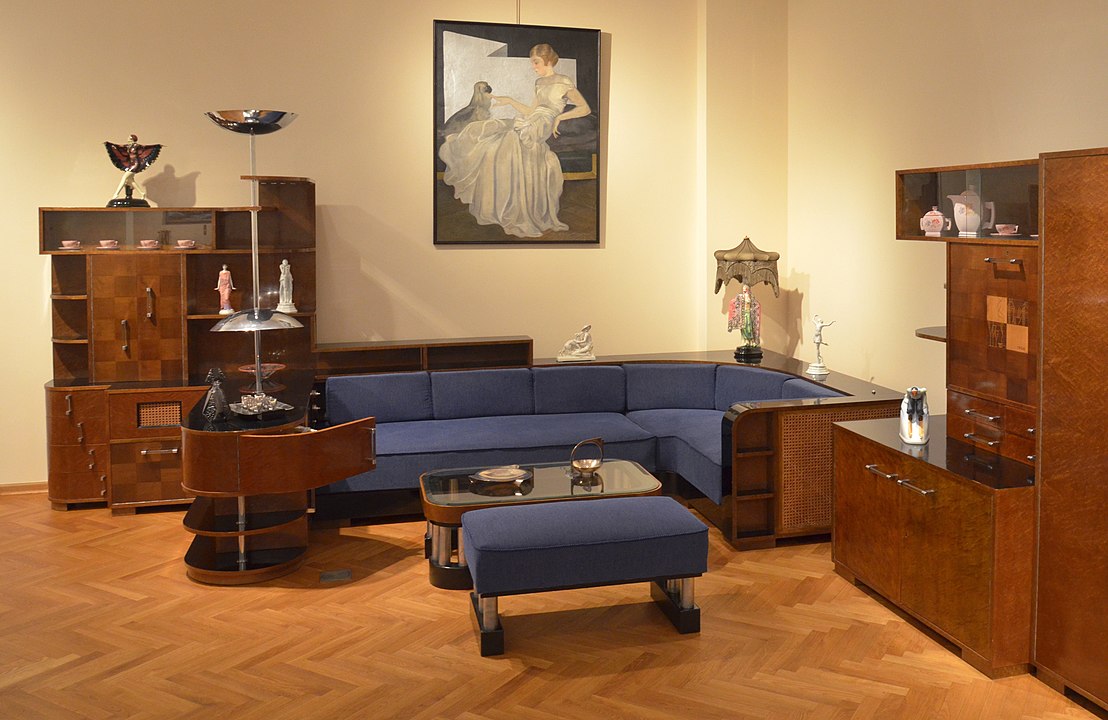 Curved Mid Century Silhouettes