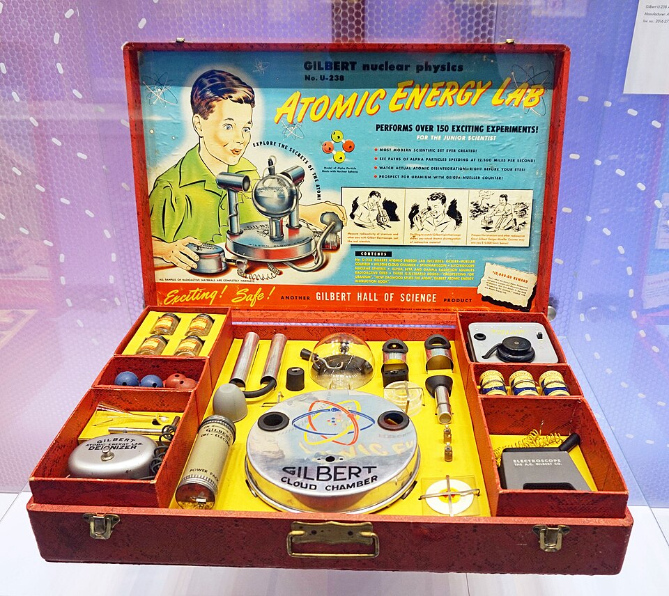 Gilbert U 238 Atomic Energy Lab