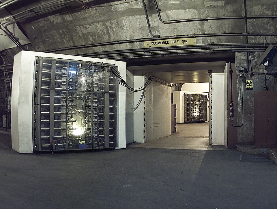 Cheyenne Mountain, Cold War Fortress