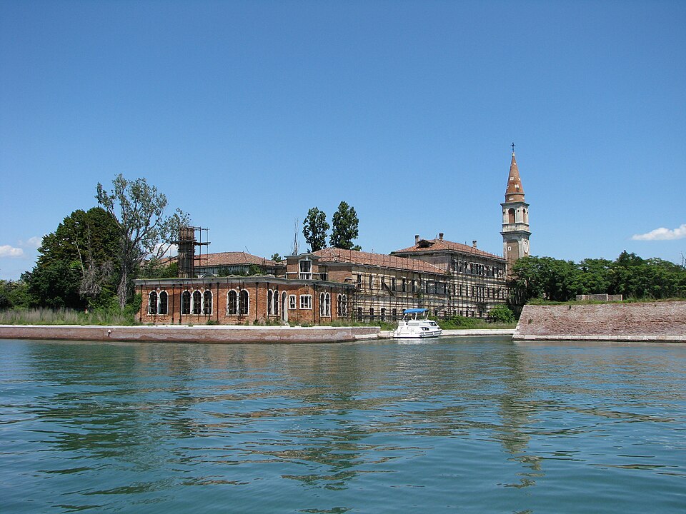 Poveglia Island, Plague Burials In The Lagoon