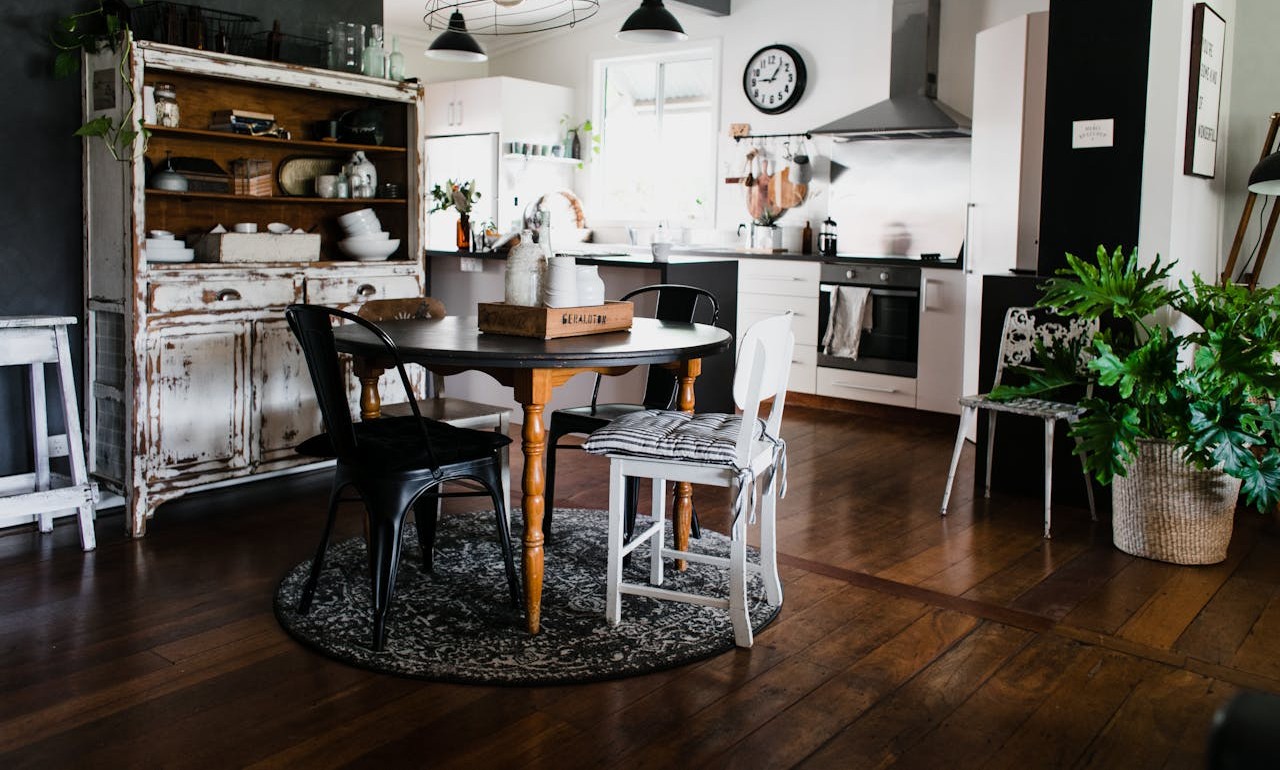 Heirlooms In Modern Frames