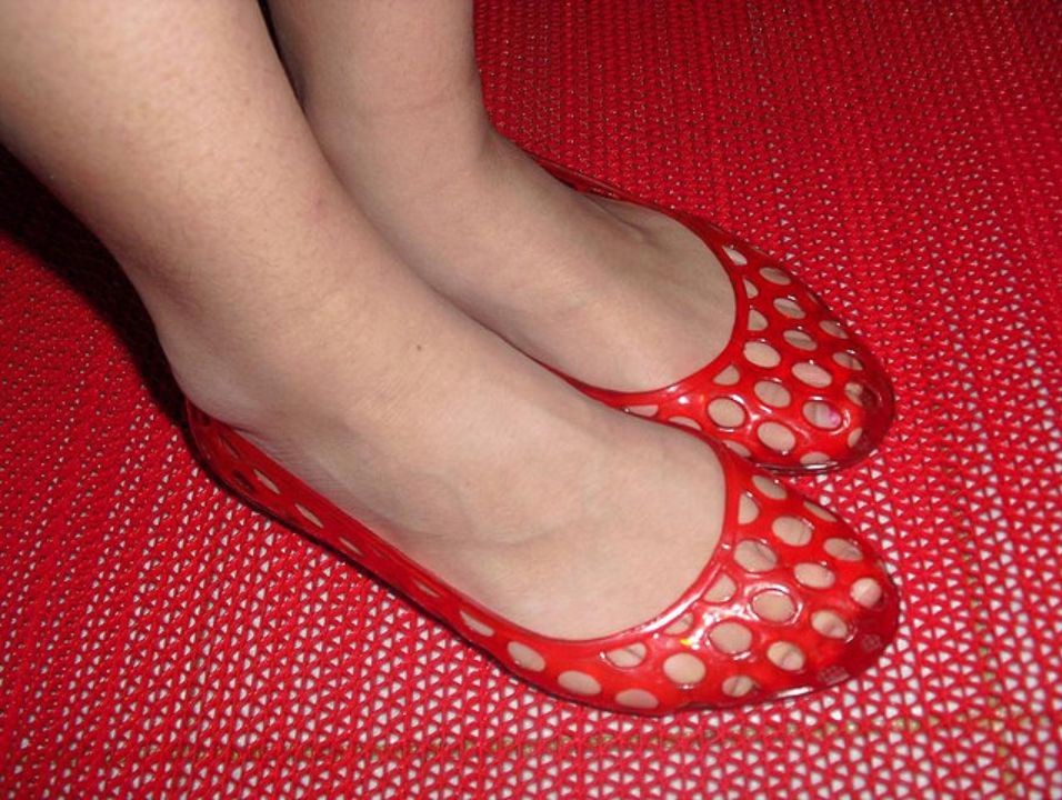 Jelly, Glitter, And Plastic Pop Accessories